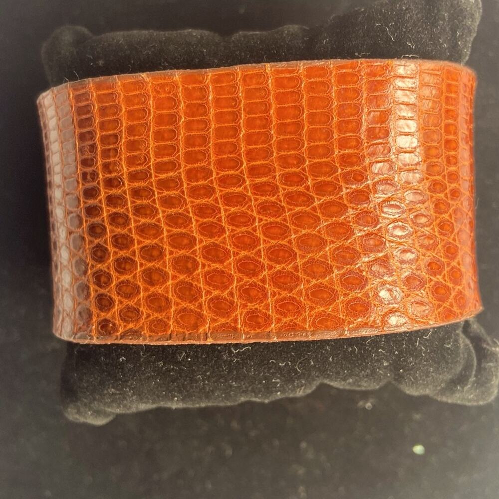 Lizard Jigsaw Cuff, Bracelet. Cognac colored lizard cuff bracelet  Leigh… - Picture 6 of 7